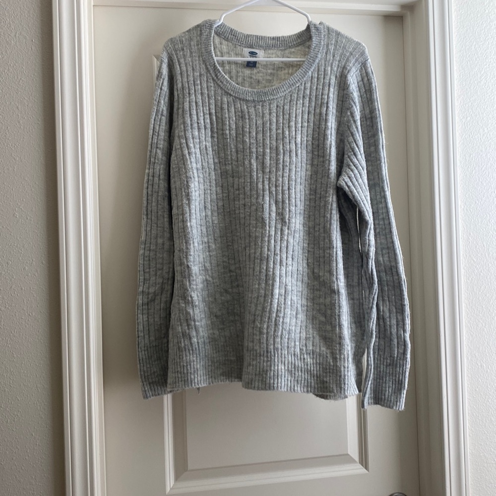 *LIKE NEW!* Old Navy Sweater